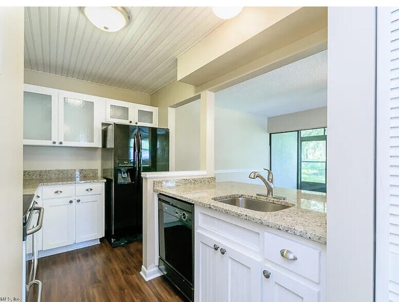 Building Photo - 19 Alcira Ct