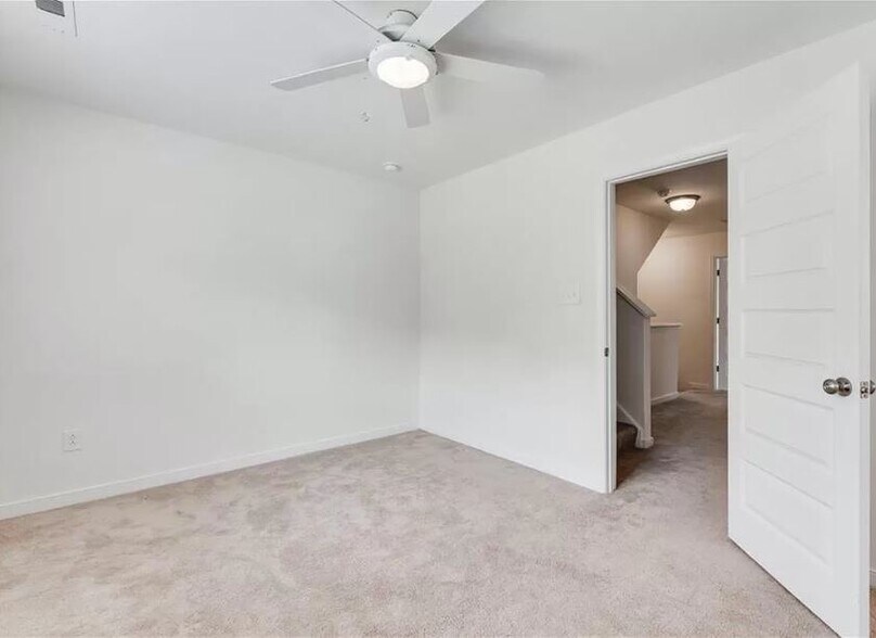 Building Photo - 10620 Marions Pl