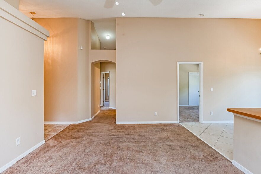 Building Photo - 1153 Sheeler Hills Dr