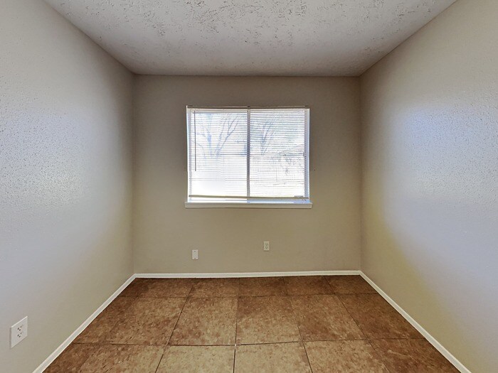 Building Photo - 14835 Shottery Dr