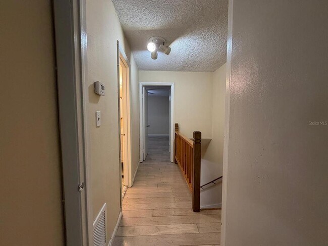 Building Photo - 7501 Gallineta Ct