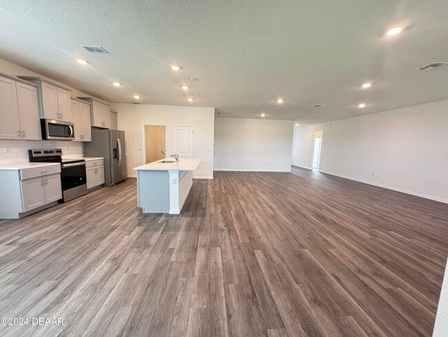 Building Photo - 341 Merimont Ln