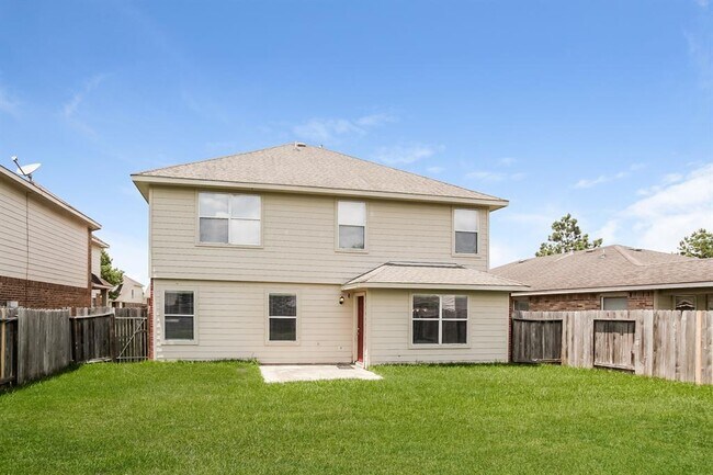 Building Photo - 2430 Pinpoint Dr