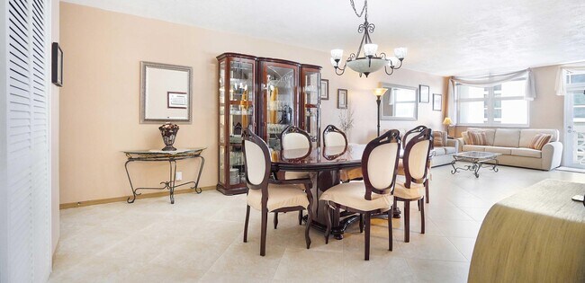 Building Photo - 4250 Galt Ocean Dr
