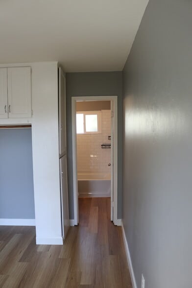 Building Photo - 4336 Wilson Ave