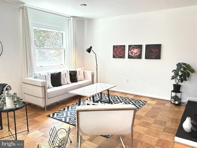 Building Photo - 10913 Bucknell Dr