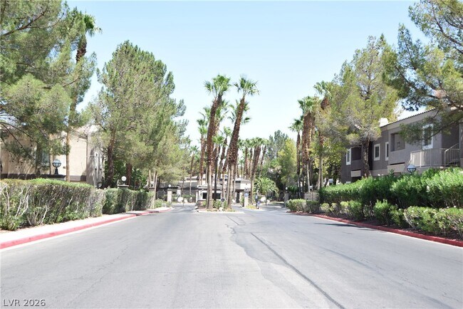 Building Photo - 5250 S Rainbow Blvd