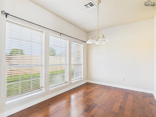 Building Photo - 3 Sagebrush Ct