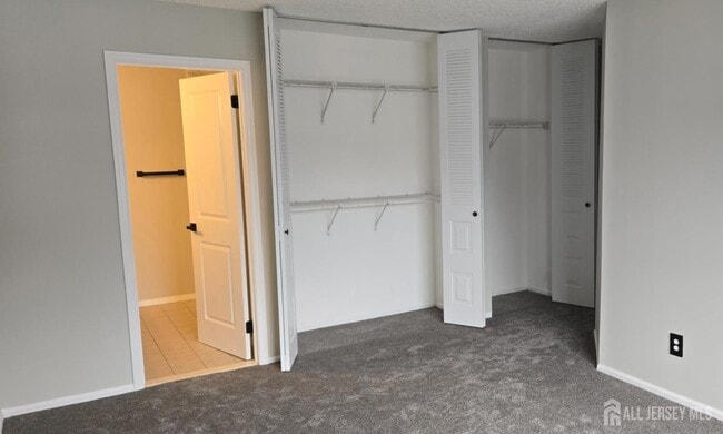 Building Photo - 3015 Lighthouse Ln