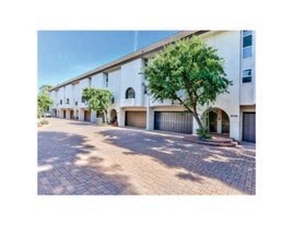 Building Photo - 5271 Newcastle Ave