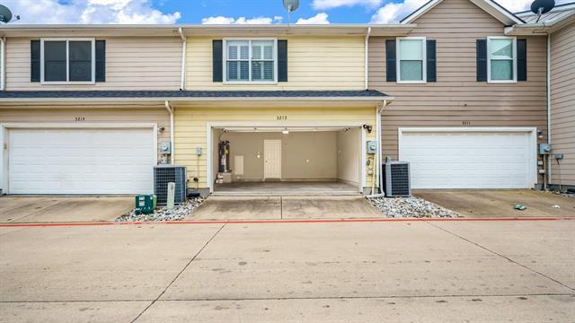 Building Photo - 3213 Carlisle St