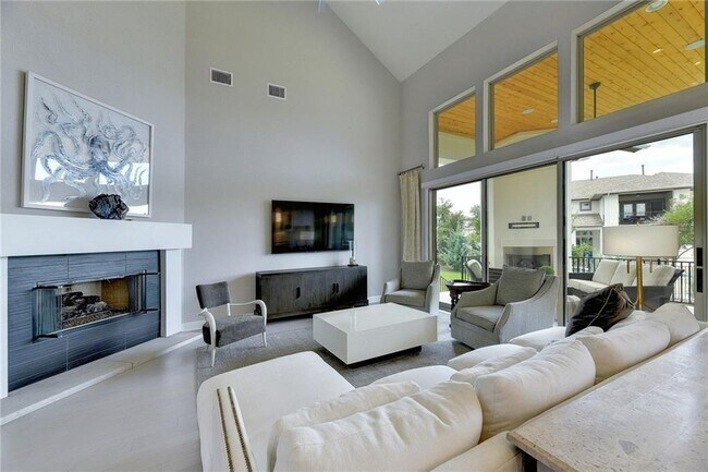 Building Photo - 507 Barolo Cv
