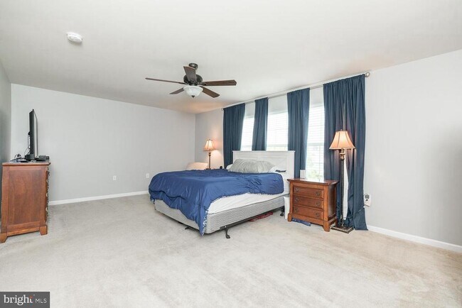 Building Photo - 155 Schramm Lp