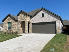 Building Photo - 1820 Bog Spruce Ln