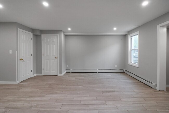 Building Photo - 1620 Palisade Ave