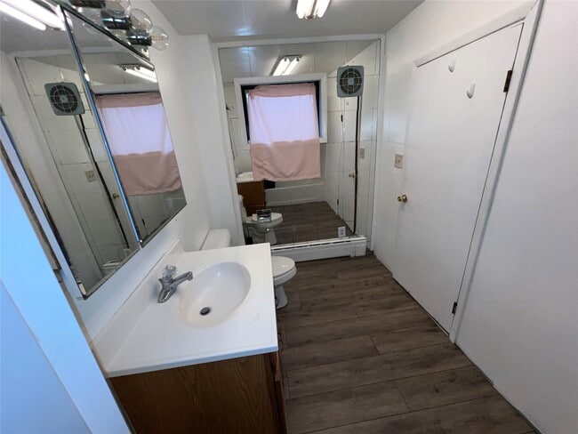 Building Photo - 4 Erie St