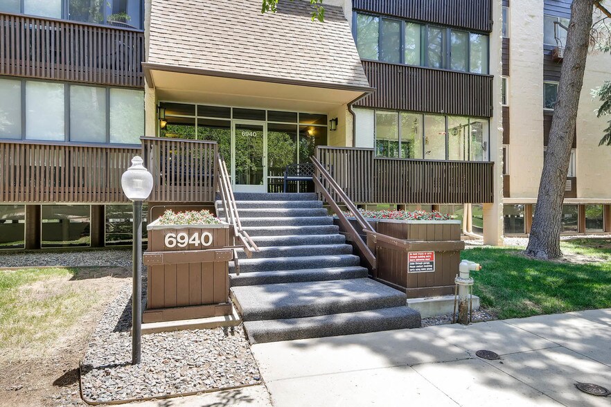 Building Photo - 6940 E Girard Ave