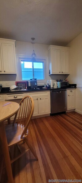 Building Photo - 258 Boston Ave