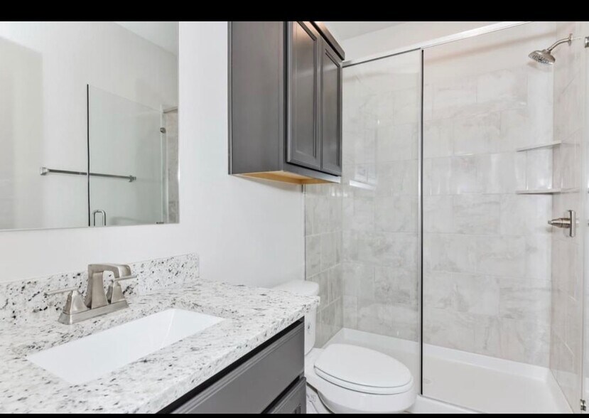 Building Photo - 2415 Chinook Way