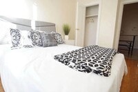 Building Photo - 2 bedroom in BROOKLYN NY 11225