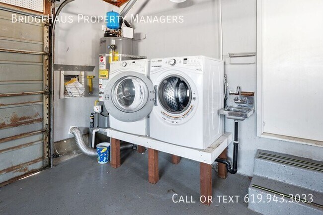 Building Photo - Fully Updated 3-Bedroom, 2-Bathroom Home i...