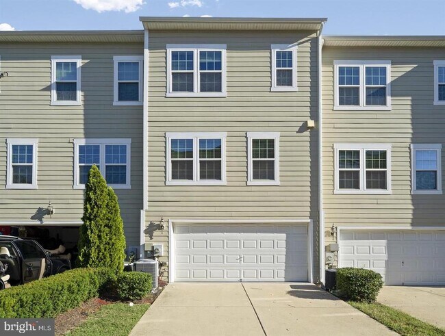 Building Photo - 506 Edelen Station Pl