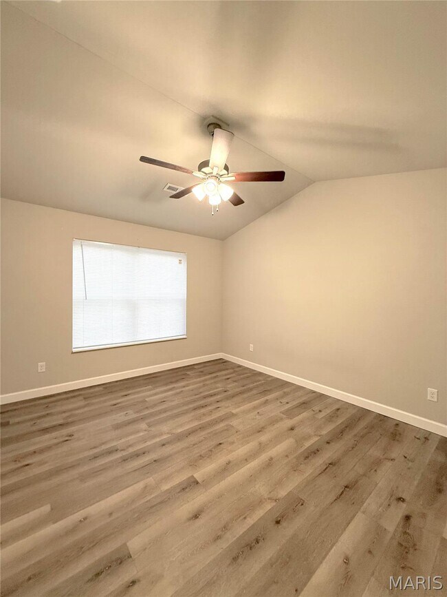 Building Photo - 1320 Mc Kinley St