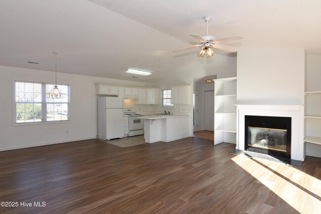 Building Photo - 309 Bridgeton Ct