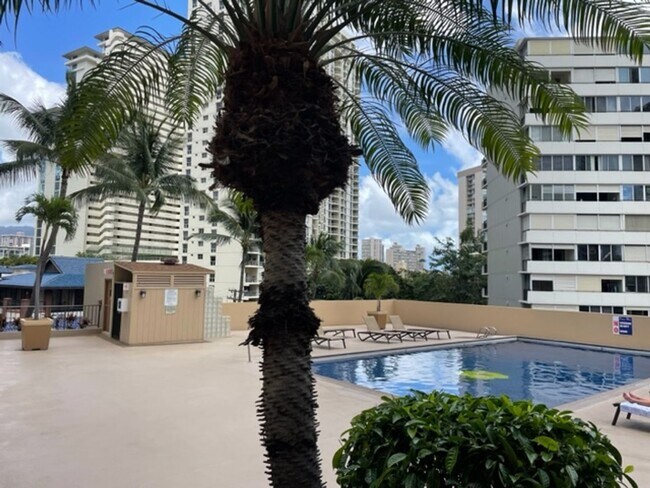 Building Photo - Available on 8/1/25, 600 sqft, 1 Bedroom, ...