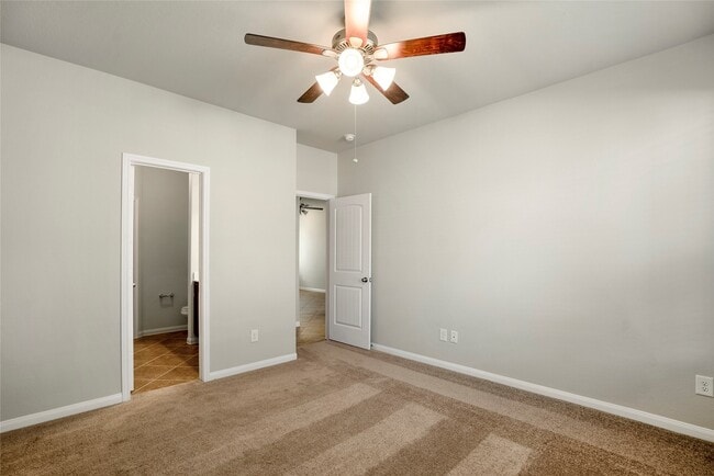 Building Photo - 15524 Marina Dr