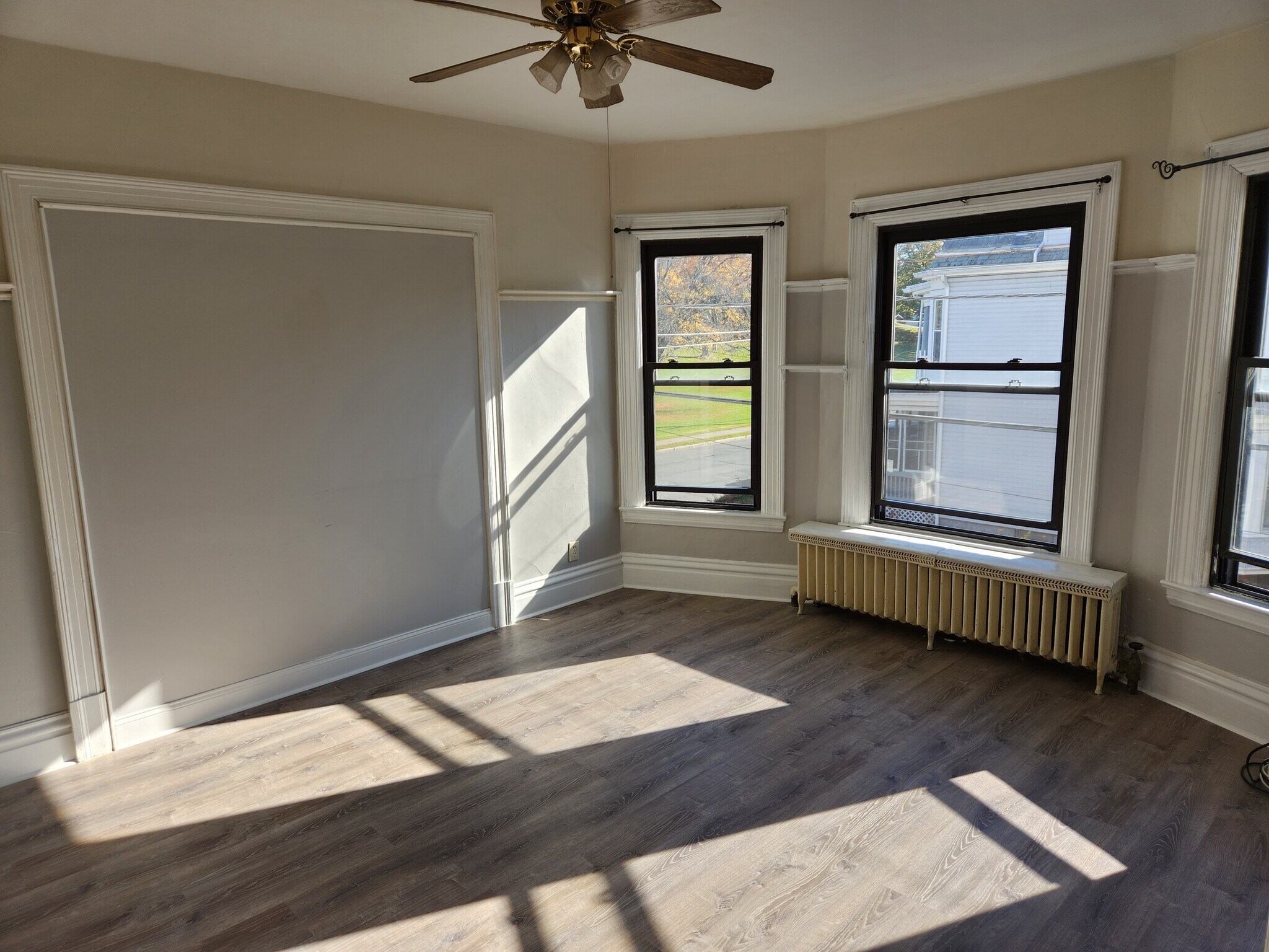 Living room - 2201 15th St