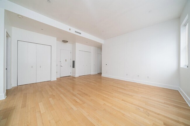Building Photo - 4 Beacon Way
