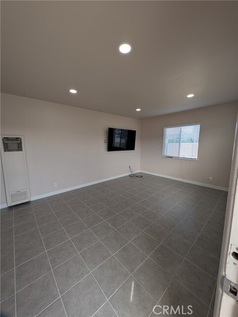 Building Photo - 379 N 3rd St