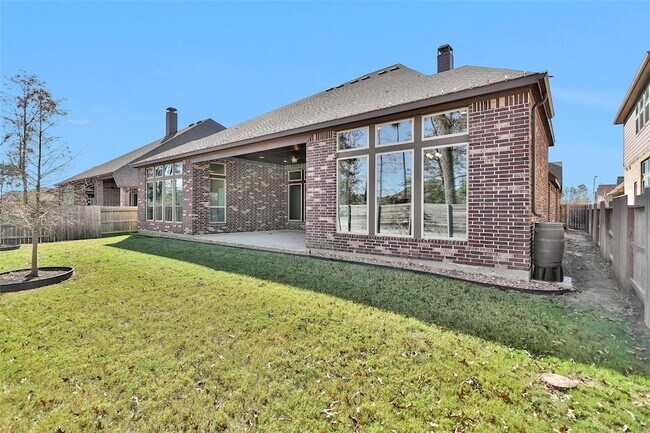 Building Photo - 17339 Camillia Trails