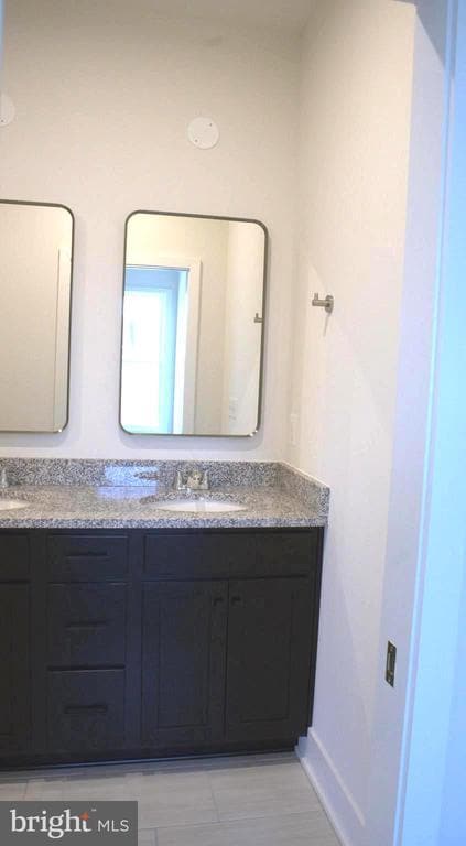 Building Photo - 129 Heyford Dr