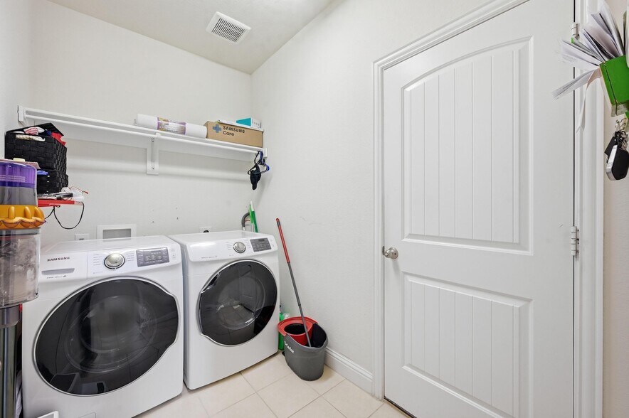 Building Photo - 4408 Forebridge Dr