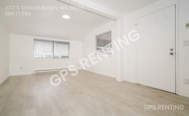 Building Photo - 2717 S 125th St