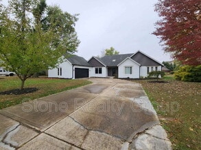 Building Photo - 35 Ridgecrest Ct