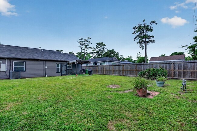 Building Photo - 3863 Arbor St
