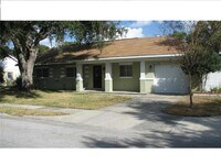 Building Photo - 3/2 house @ Villages of Southport