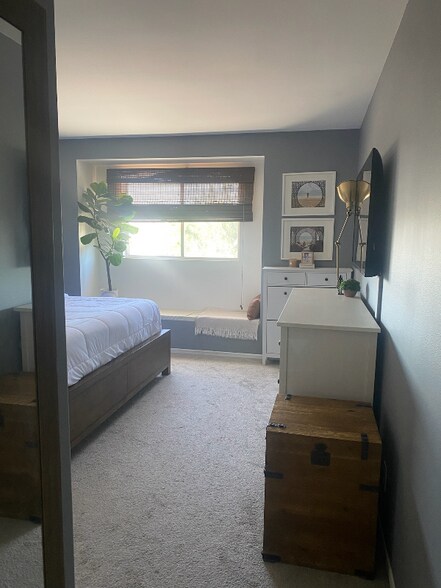 Building Photo - 2406 Maravilla Way