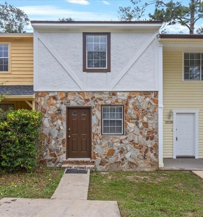 Primary Photo - 1573 Jacks Dr