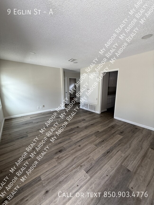 Building Photo - 9 Eglin St