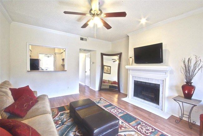 Building Photo - 8550 Fair Oaks Crossing
