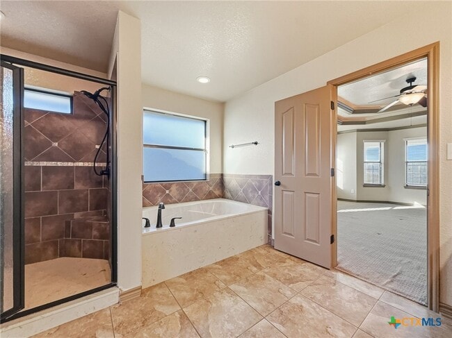 Building Photo - 2707 Ancestor Dr