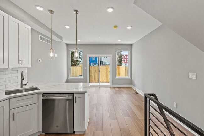 Building Photo - 2114 N 8th St