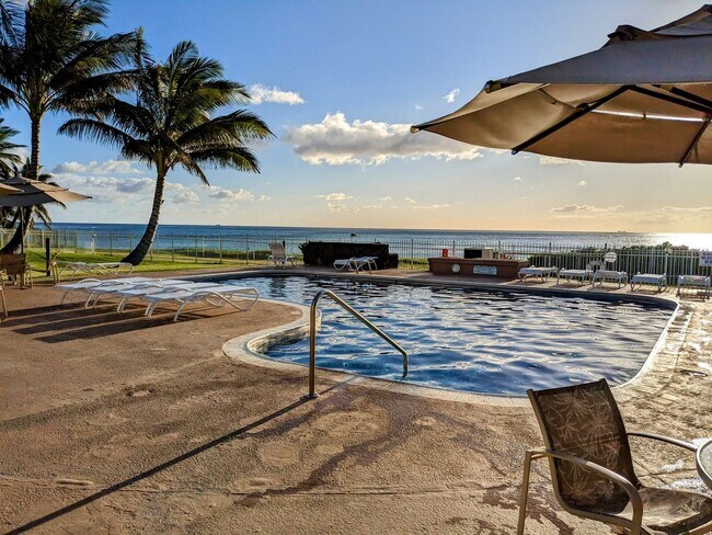 Building Photo - Maili Cove - One Bedroom