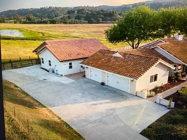 Building Photo - 9148 Santa Margarita Rd