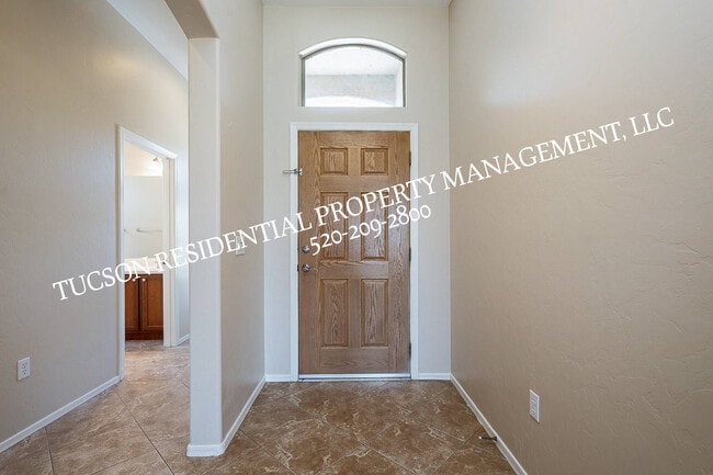 Building Photo - 10737 S Miralago Dr