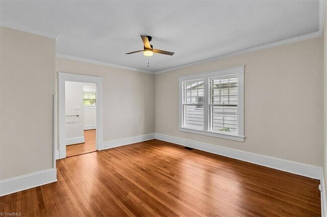 Building Photo - 213 Westover Terrace